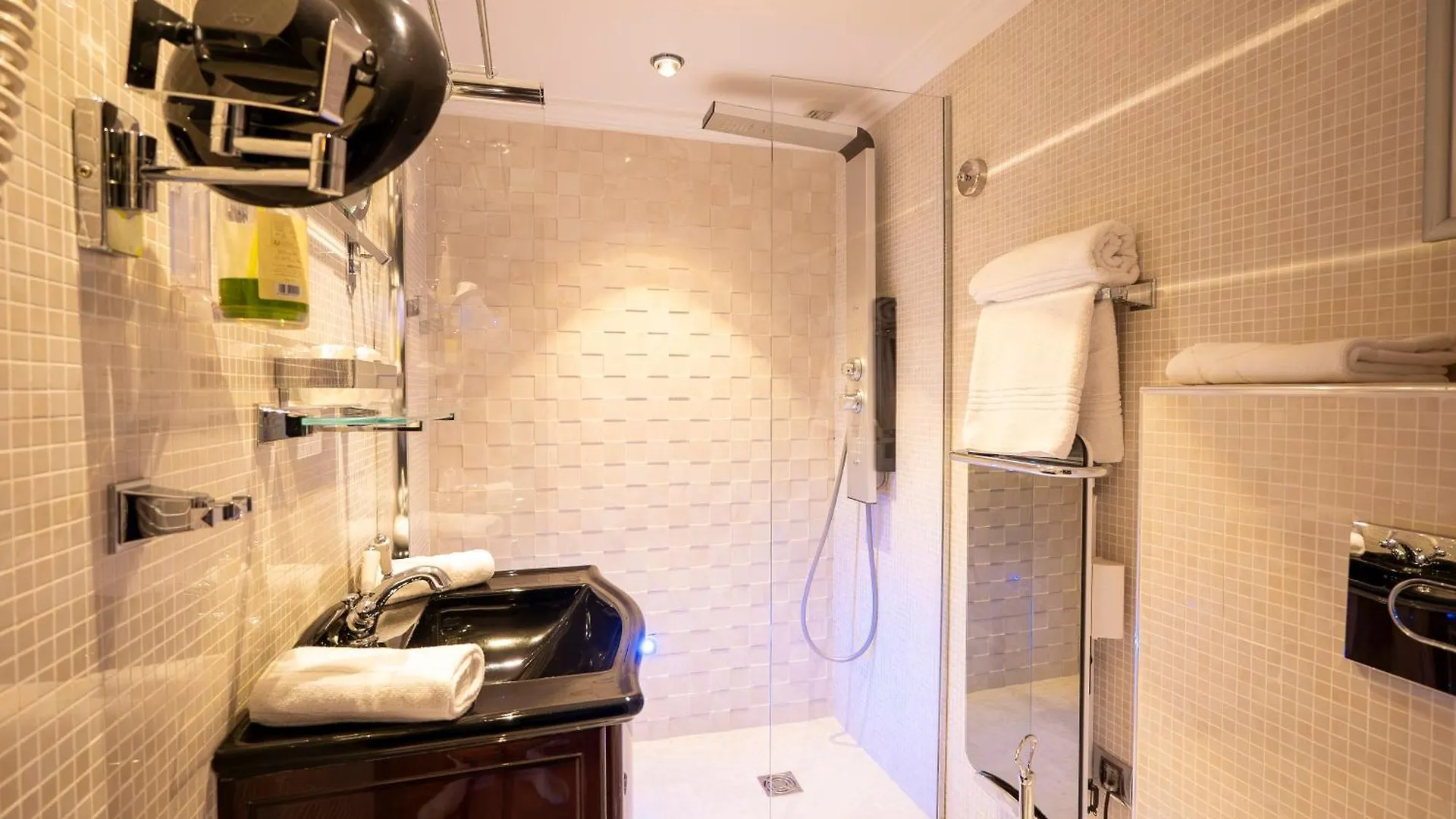 Hotel Le Meurice Nice 3*,