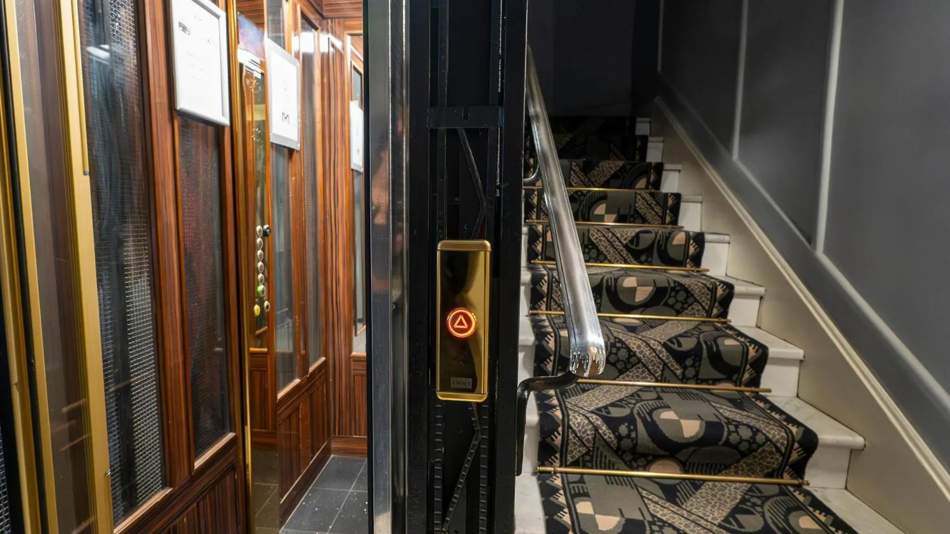 Hotel Le Meurice Nice 3*,  France