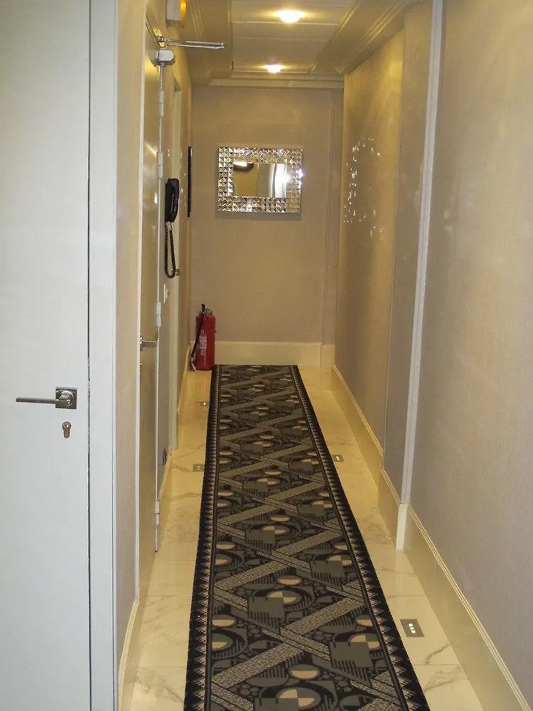 Hotel Le Meurice Nice 3*,